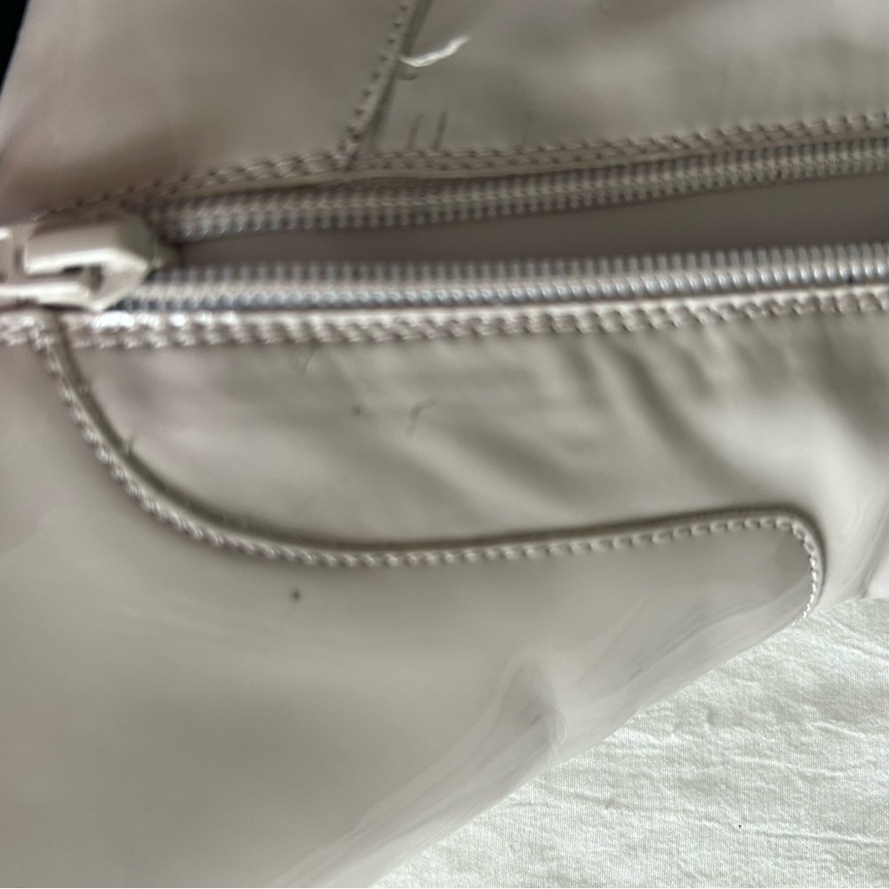 Elegant Cream Ankle Boots - Picture 5 of 9